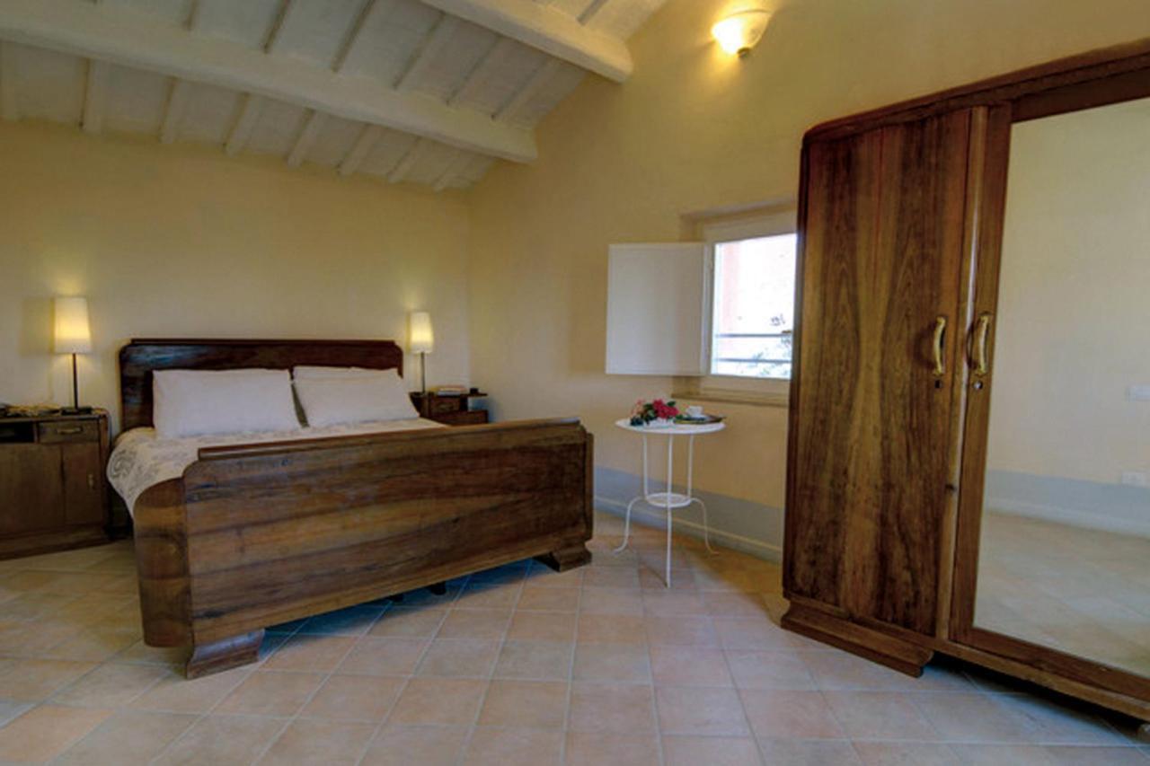 Villa Sant'Elena Morro dʼAlba Εξωτερικό φωτογραφία