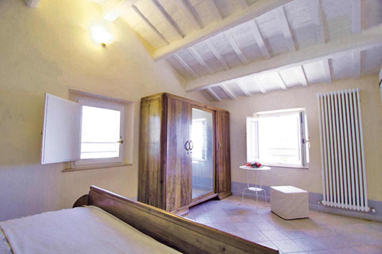 Villa Sant'Elena Morro dʼAlba Εξωτερικό φωτογραφία